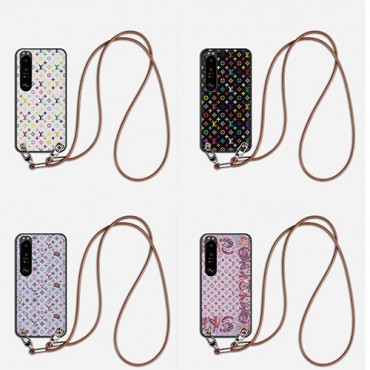 Lv Louis Vuitton iphone 18 pro max jacket case quilted leather full print back lv iphone 18 pro 17 16 15 for women men designer phone cover style edition look Lv Louis Vuitton iphone 18 pro max jacket case quilted leather full print back lv iphone 18 pro 17 16 15 for women men designer phone cover style edition look