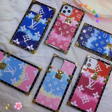 Lv Louis Vuitton iphone 18 pro max jacket case embossed full print back lv iphone 18 pro 17 16 15 for women men designer phone cover Lv Louis Vuitton iphone 18 pro max jacket case embossed full print back lv iphone 18 pro 17 16 15 for women men designer phone cover