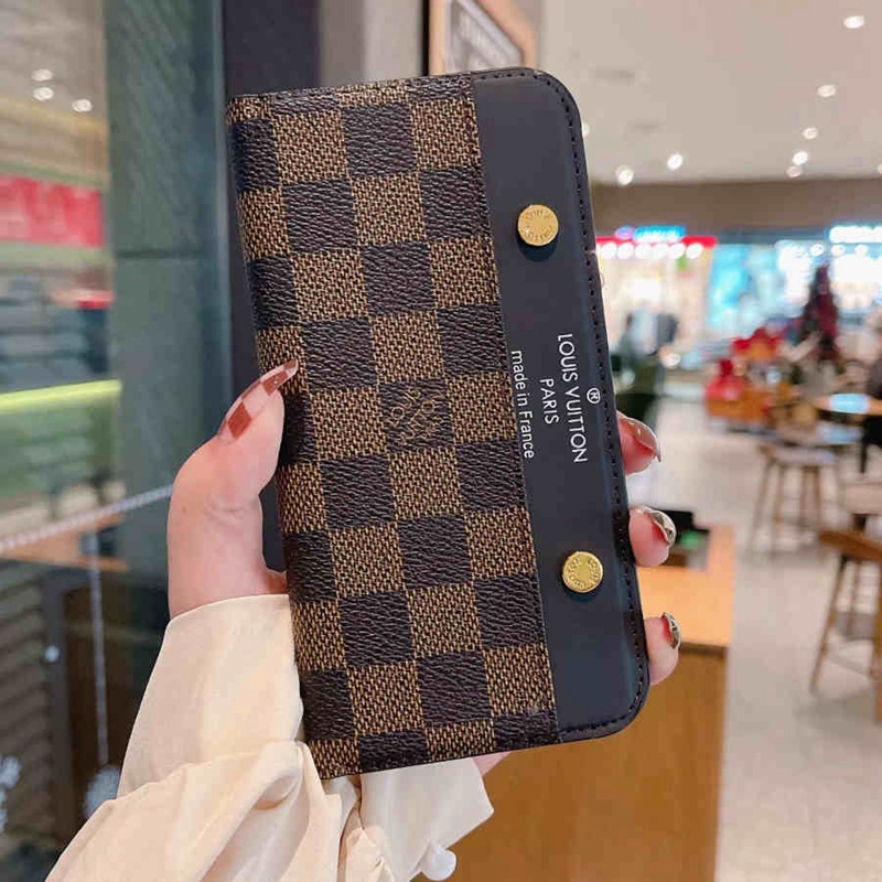 Lv Louis Vuitton iphone 18 pro max card holder case leather-touch case - card slot view 4 Lv Louis Vuitton iphone 18 pro max card holder case leather-touch case - card slot view 4