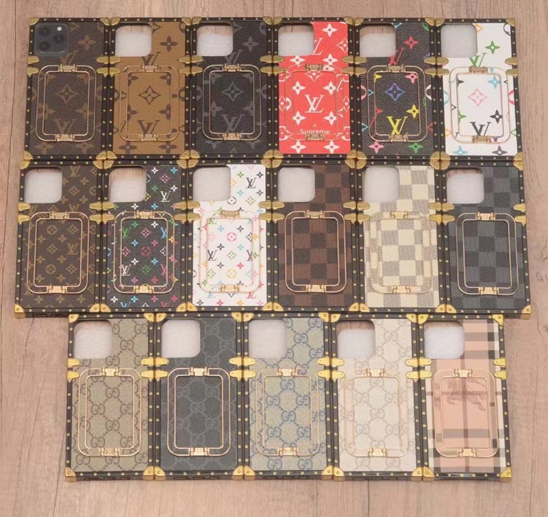 Lv Louis Vuitton iphone 18 pro max designer case monogram case - full print back view 3 Lv Louis Vuitton iphone 18 pro max designer case monogram case - full print back view 3