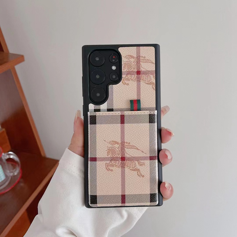 Lv Louis Vuitton iphone 18 pro max card holder case leather-touch case - card slot view 4