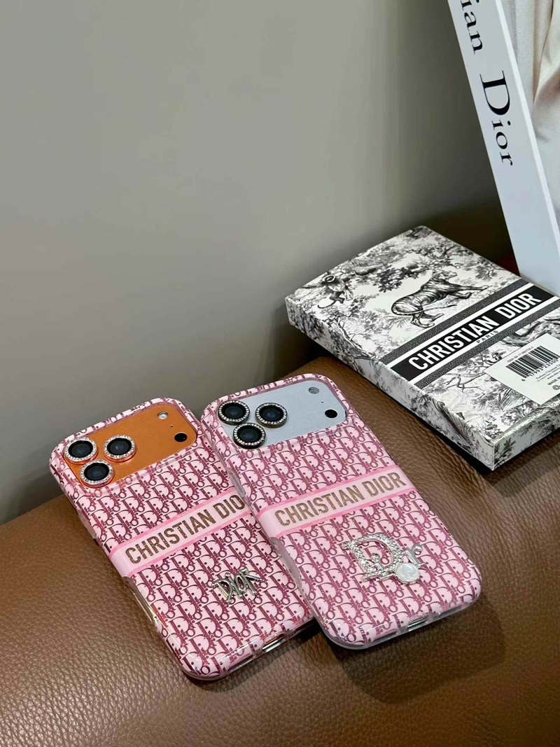 Christian Dior iphone 18 pro max bling case glossy surface reflection