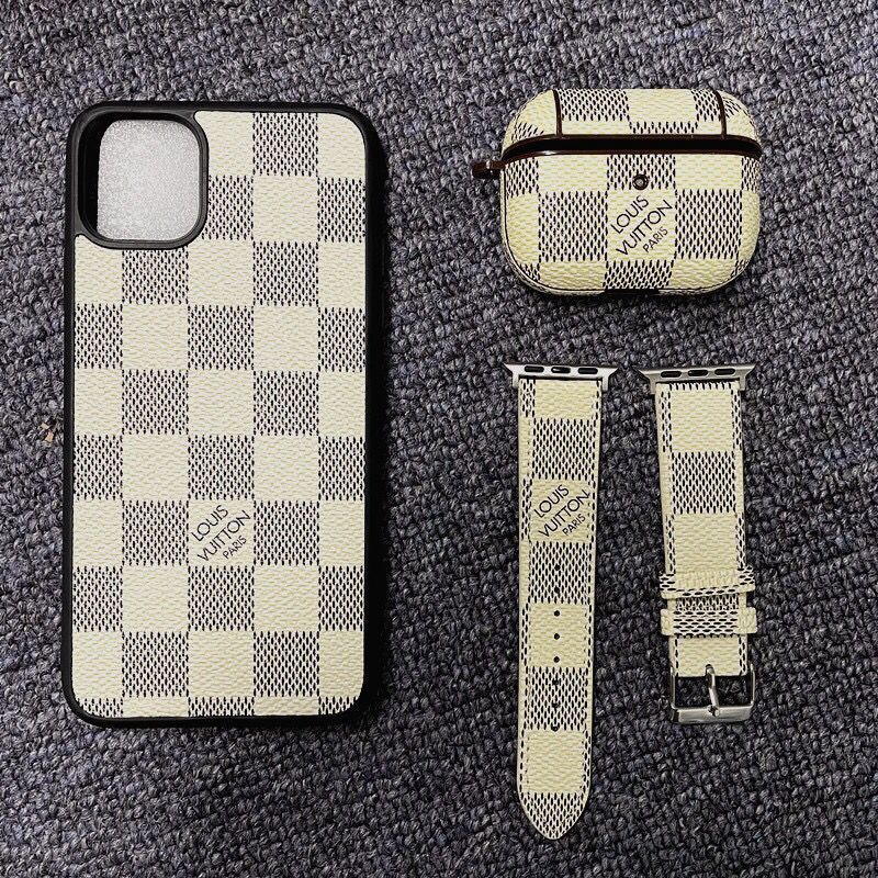 Lv Louis Vuitton iphone 18 pro max designer case quilted leather case - full print back view 4