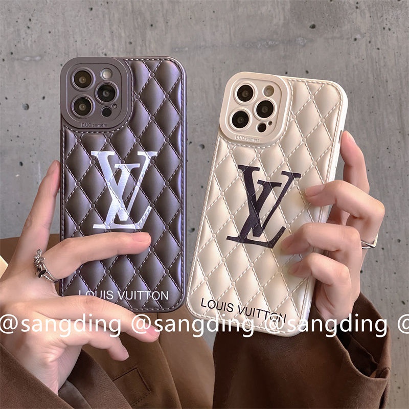 Lv Louis Vuitton iphone 18 pro max jacket case quilted leather case - full print back view 3 Lv Louis Vuitton iphone 18 pro max jacket case quilted leather case - full print back view 3