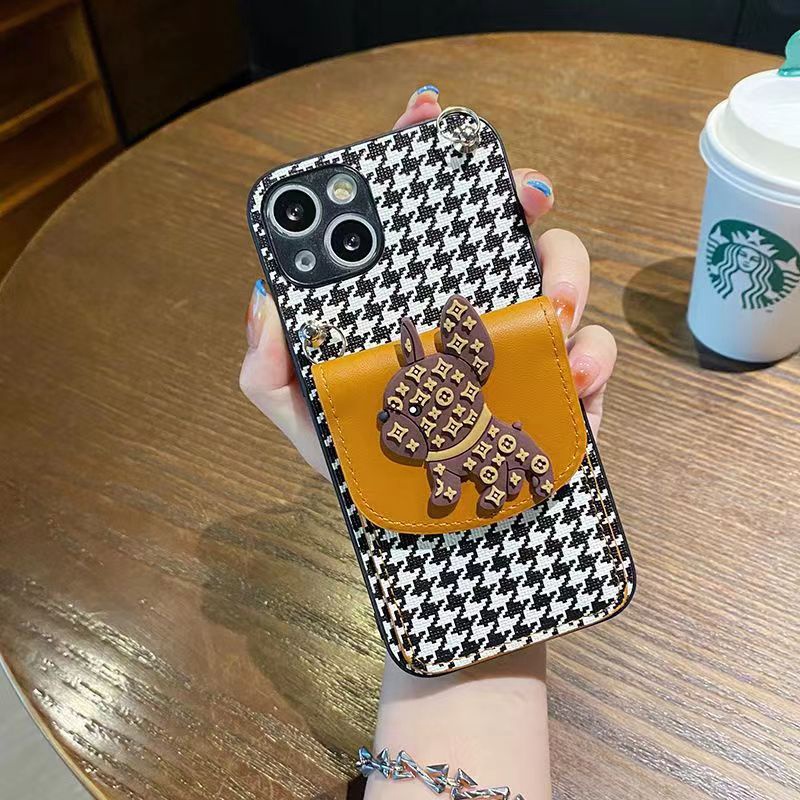 Lv Louis Vuitton iphone 18 pro max card holder case embossed case - card slot view 2