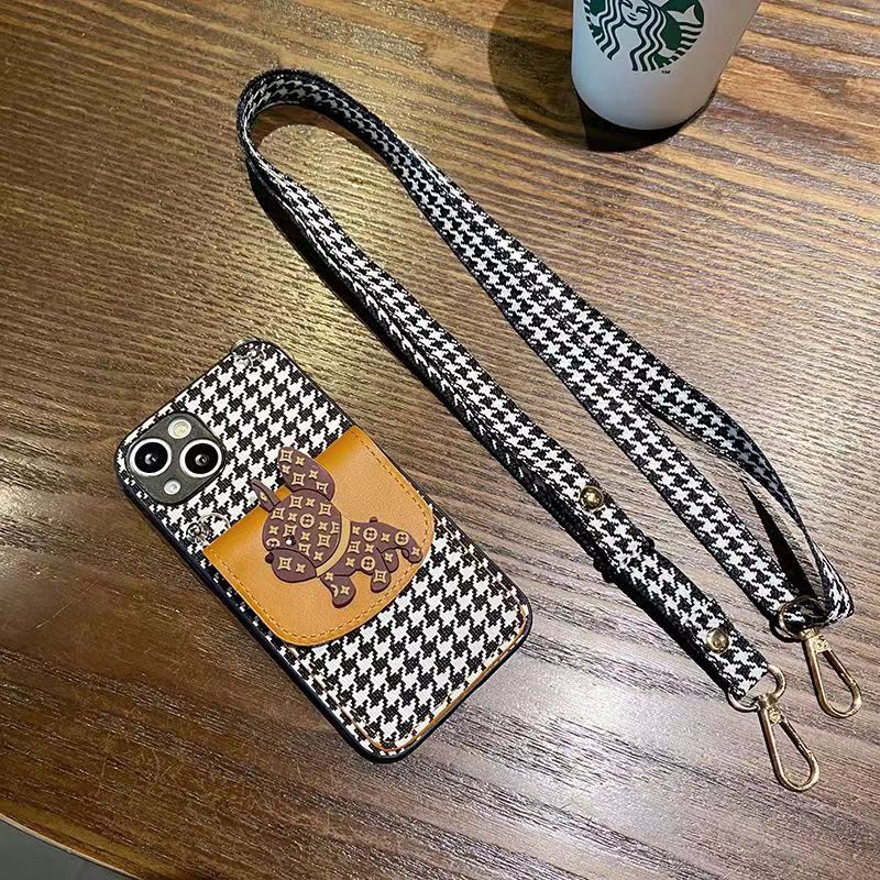Lv Louis Vuitton iphone 18 pro max card holder case embossed case - card slot view 5