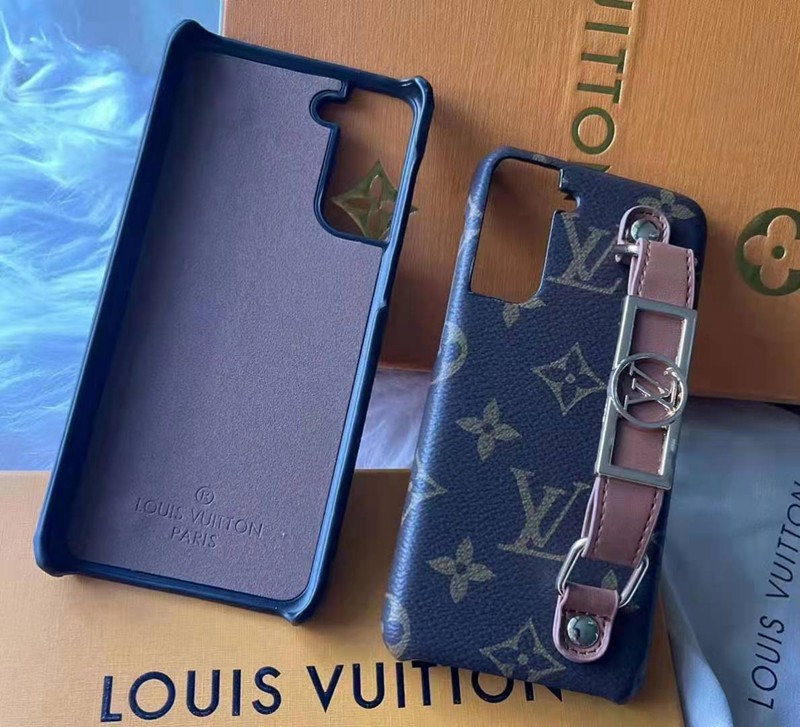 Lv Louis Vuitton iphone 18 pro max jacket case monogram case - full print back view 3 Lv Louis Vuitton iphone 18 pro max jacket case monogram case - full print back view 3
